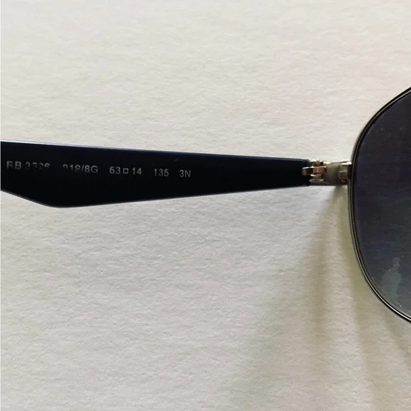 Ray-Ban Aviator Sunglasses - Picture 7 of 8